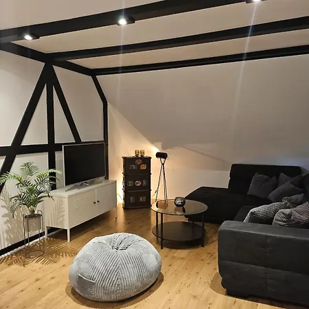 アパート Moderne Mit Balkon, In Waldnaehe