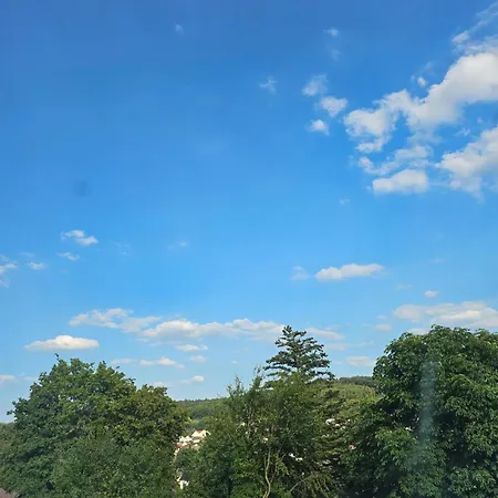 Moderne Mit Balkon, In Waldnaehe Lejlighed *