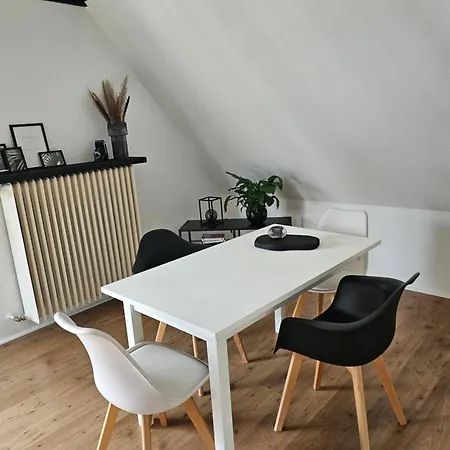 アパート Moderne Mit Balkon, In Waldnaehe