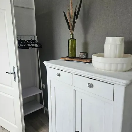 Moderne Mit Balkon, In Waldnaehe アパート