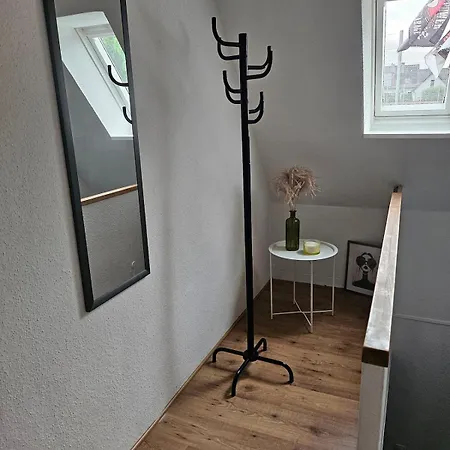 Moderne Mit Balkon, In Waldnaehe アパート